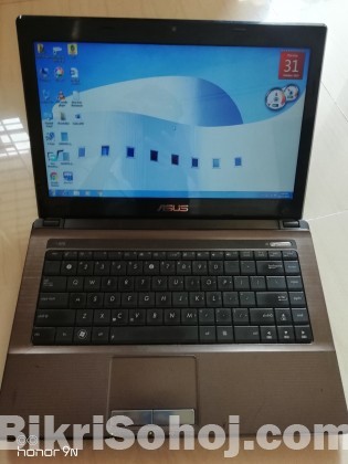 Asus laptop (4/500)